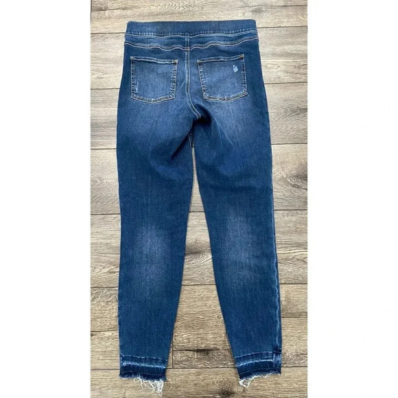 Spanx Jeans Pull On Skinny Slight Distressing Medium M - Picture 3 of 4